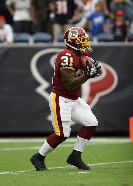 他通过犀利 他通过犀利